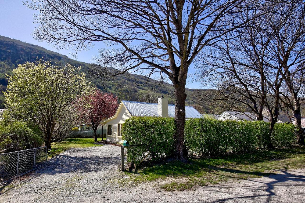 Aberdeen Cottage - Nestled In The Heart Of Arrowtown - New! エクステリア 写真